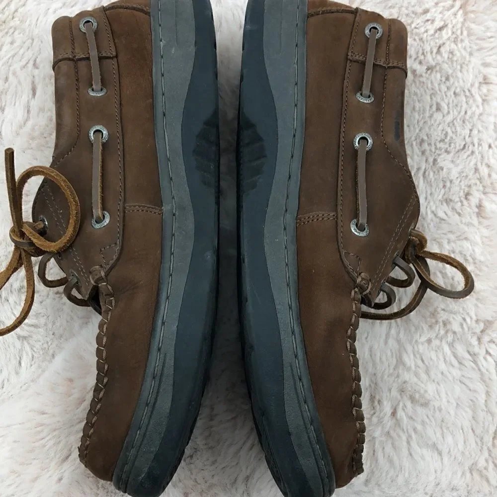 Earth Shoe Boone brown leather boat shoes